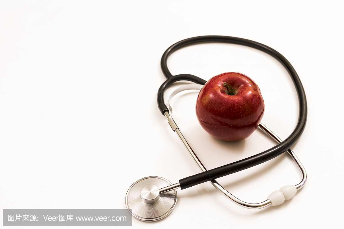 苹果概念听诊器,用于饮食、保健、营养或医疗保险